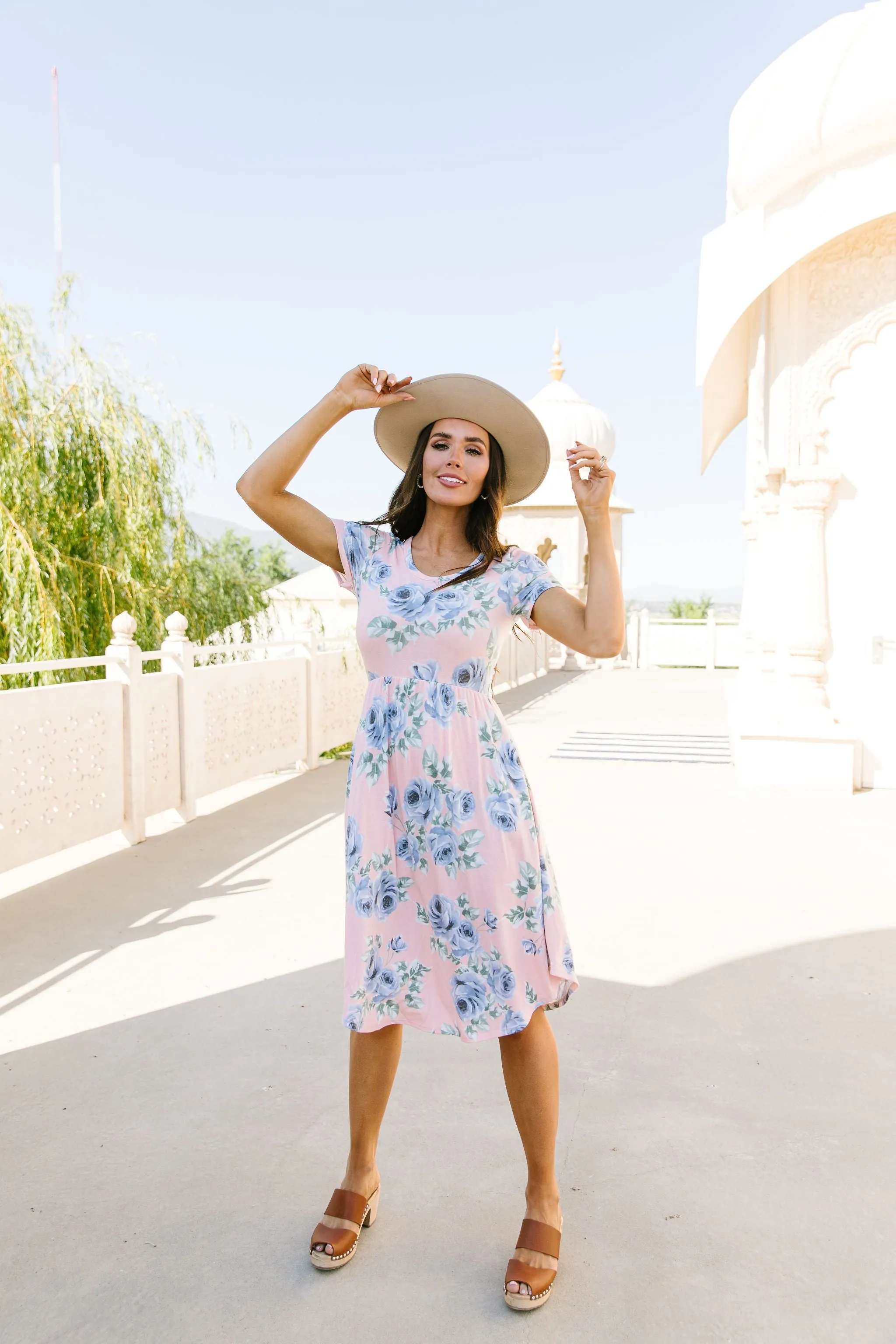 Feminine Floral Dress in Pink