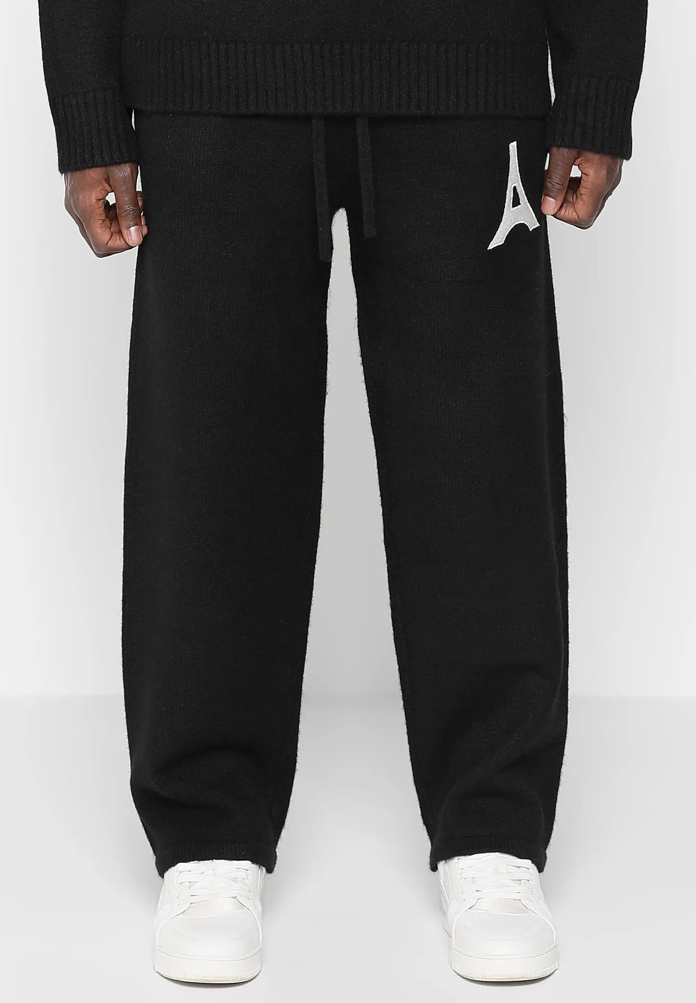 Knitted Relaxed fit Eiffel Joggers - Black